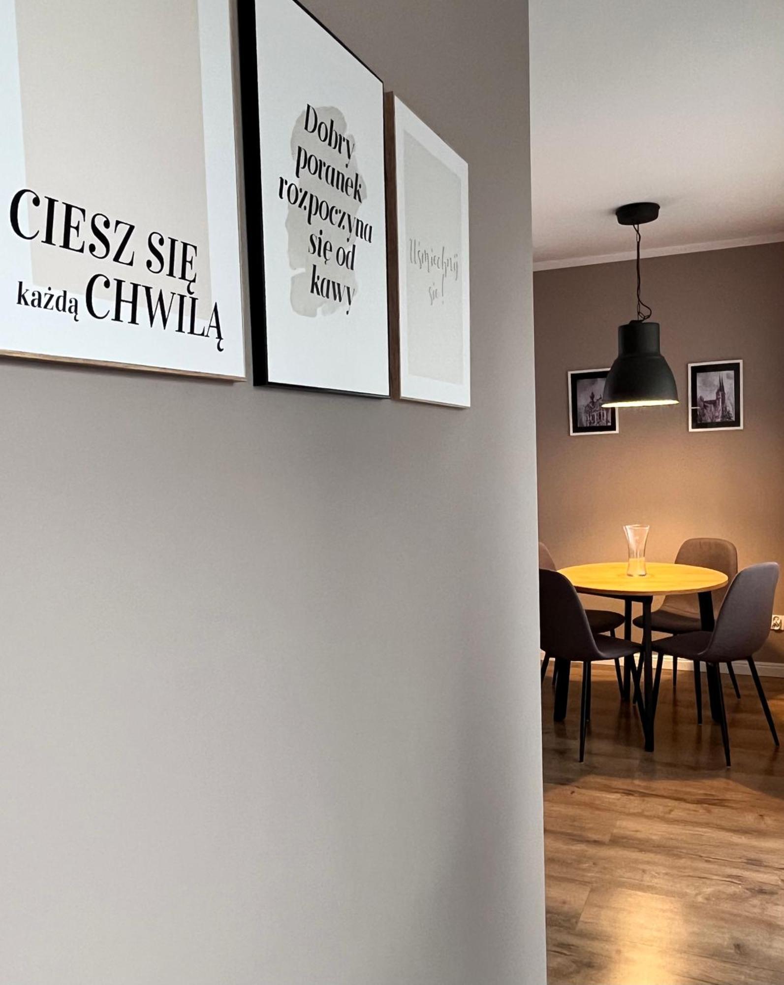 Apartament Przy Obserwatorium&Singielnia 올슈틴 외부 사진
